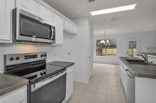191 Blushwood Pl, The Woodlands, TX 77382 - Photo 3