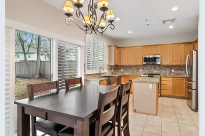 162 W Sundance Circle, The Woodlands, TX 77382 - Photo 13