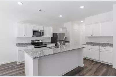15052 Ronan Drive, Conroe, TX 77316 - Photo 9