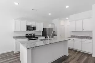 15052 Ronan Dr, Conroe, TX 77316 - Photo 9