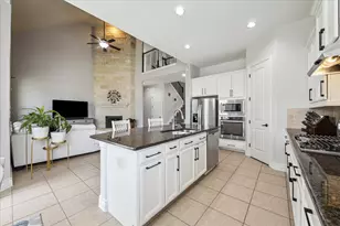 2960 Gibbons Hill Ln, League City, TX 77573 - Photo 13