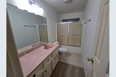 42 Silver Creek Dr Drive, Conroe, TX 77301 - Photo 13