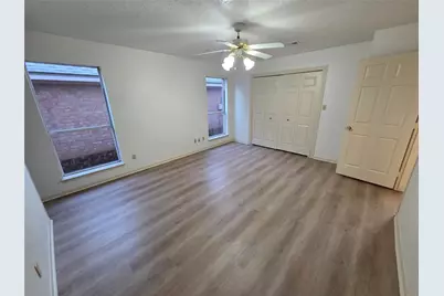 42 Silver Creek Dr Drive, Conroe, TX 77301 - Photo 9