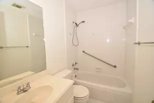 16 Treverstone Ct, Sugar Land, TX 77479 - Photo 37