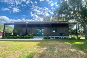 7834 County Rd 255, Damon, TX 77430 - Photo 1