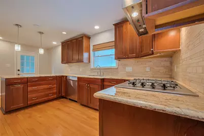 5243 Stillbrooke Drive, Houston, TX 77096 - Photo 5