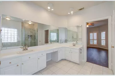 11903 Gatesden Drive, Tomball, TX 77377 - Photo 21