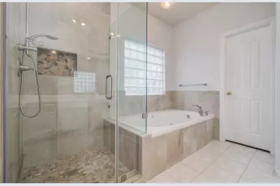 11903 Gatesden Drive, Tomball, TX 77377 - Photo 23