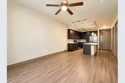 10402 Town and Country Way #132, Houston, TX 77024 - Photo 3