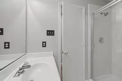 8422 W Sienna Cove Lane, Houston, TX 77083 - Photo 17
