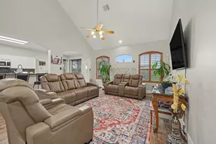 8422 W Sienna Cove Ln, Houston, TX 77083 - Photo 3