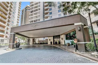 3525 Sage Road #1403, Houston, TX 77056 - Photo 37