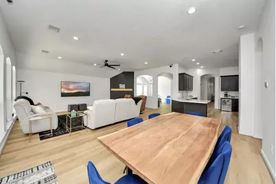 1910 Fox Path Court, Katy, TX 77494 - Photo 11