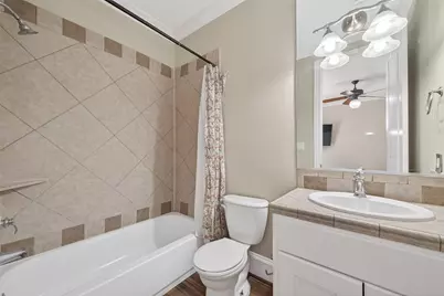 105 Detering Street, Houston, TX 77007 - Photo 11