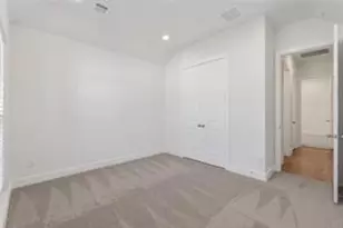 1537 Apache Heights Dr, Dayton, TX 77535 - Photo 11