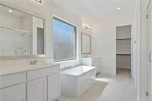 1537 Apache Heights Dr, Dayton, TX 77535 - Photo 9