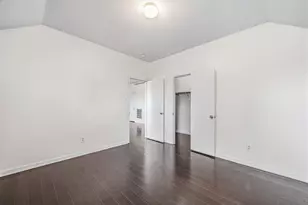 9641 Weldridge Dr, Sugar Land, TX 77498 - Photo 23