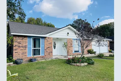 17131 Hewing Drive, Friendswood, TX 77546 - Photo 3