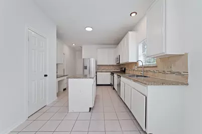 4211 Torrey Creek Lane, Houston, TX 77014 - Photo 13
