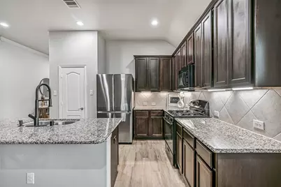 305 Bordeaux Court, Alvin, TX 77511 - Photo 7