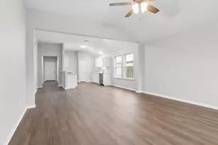 7811 Adonis Ave, Baytown, TX 77521 - Photo 13