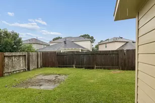7811 Adonis Ave, Baytown, TX 77521 - Photo 31