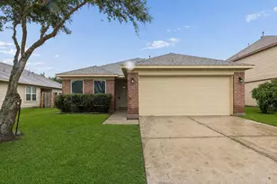 7811 Adonis Ave, Baytown, TX 77521 - Photo 3
