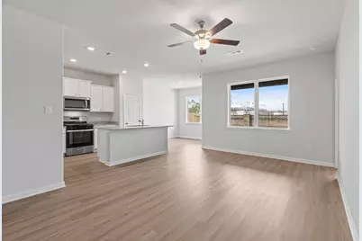 2514 Green Jasper Drive, Iowa Colony, TX 77583 - Photo 3