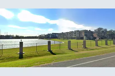 18800 Egret Bay Boulevard #1201, Webster, TX 77058 - Photo 3