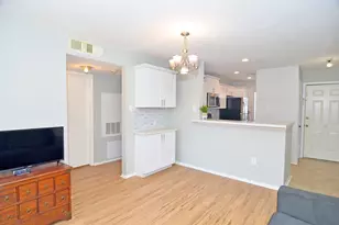 18800 Egret Bay Blvd, Webster, TX 77058 - Photo 7