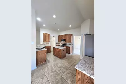 5427 Seabird Street, Baytown, TX 77521 - Photo 5