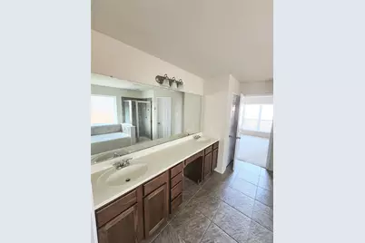 5427 Seabird Street, Baytown, TX 77521 - Photo 13