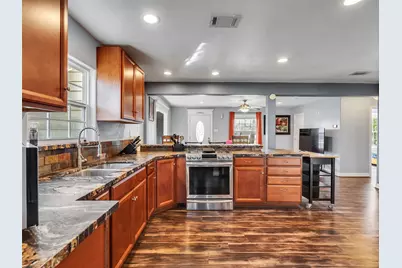 20966 Highway 35, Sweeny, TX 77480 - Photo 11