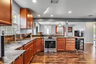 20966 Hwy 35, Sweeny, TX 77480 - Photo 11