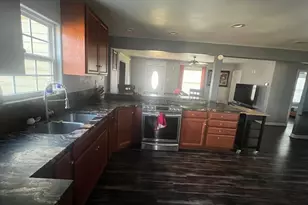 20966 Hwy 35, Sweeny, TX 77480 - Photo 7