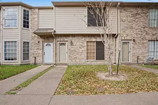 1011 Birnham Woods Blvd, Pasadena, TX 77503 - Photo 1