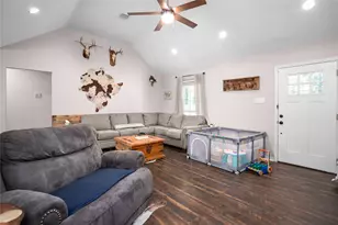 295 Garden City Rd, Livingston, TX 77351 - Photo 3