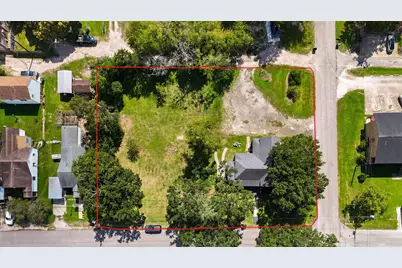 602 E Myrtle Street, Angleton, TX 77515 - Photo 33