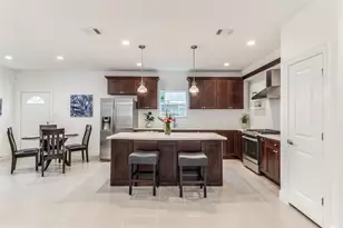 118 Sylvester Rd, Houston, TX 77009 - Photo 5