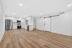 3300 Yorktown St, Houston, TX 77056 - Photo 13