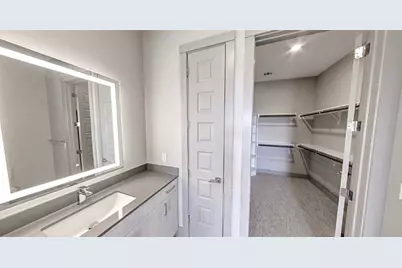 401 W 25th Street #1101, Houston, TX 77008 - Photo 15