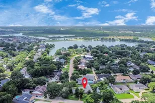 1446 Pirates Cove, Nassau Bay, TX 77058 - Photo 19