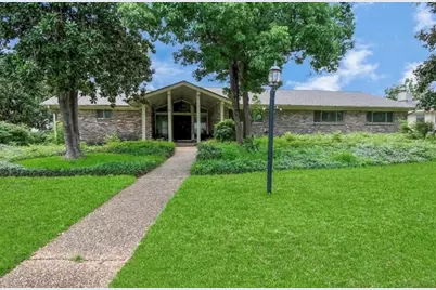 1446 Pirates Cove, Nassau Bay, TX 77058 - Photo 1