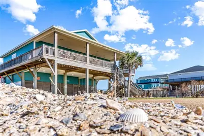 986 Dolly Street, Gilchrist, TX 77617 - Photo 43