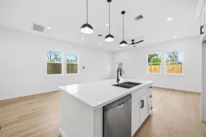 6610 Ezzard Charles Lane #A/B, Houston, TX 77091 - Photo 13