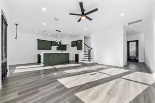 1304 Duff Ln, Houston, TX 77022 - Photo 17