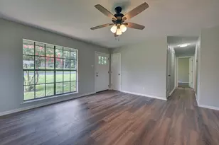 806 W Jefferson St, Brenham, TX 77833 - Photo 9