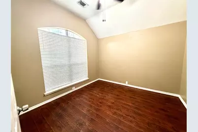 4914 Surrey Park Circle, Katy, TX 77494 - Photo 3