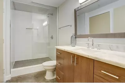 2000 Bagby Street #9420, Houston, TX 77002 - Photo 21