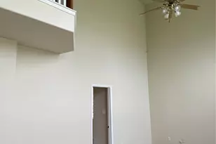 11627 Swiftwater Bridge Ln, Sugar Land, TX 77498 - Photo 9